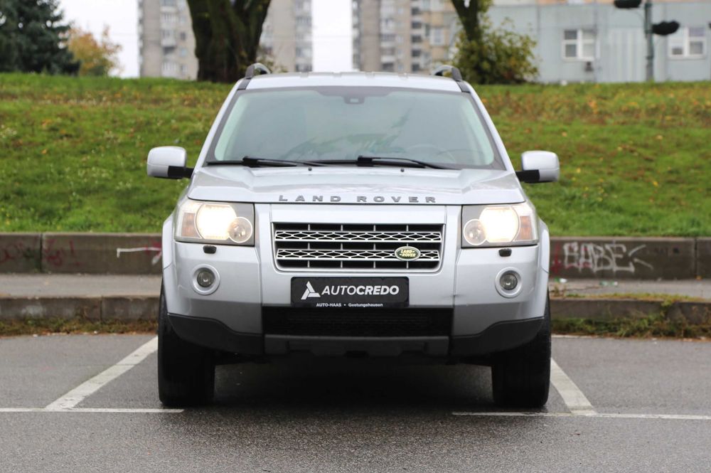 Land Rover Freelander  2010 року