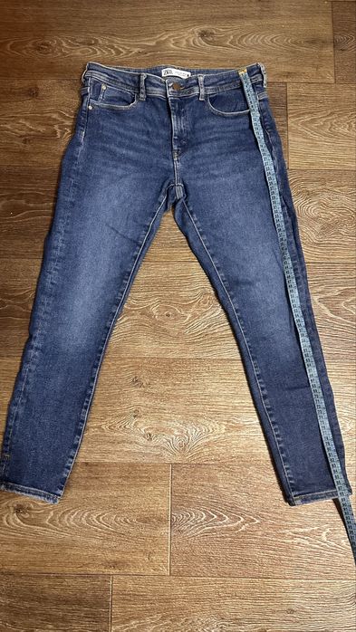 Жіночі джинси Zara