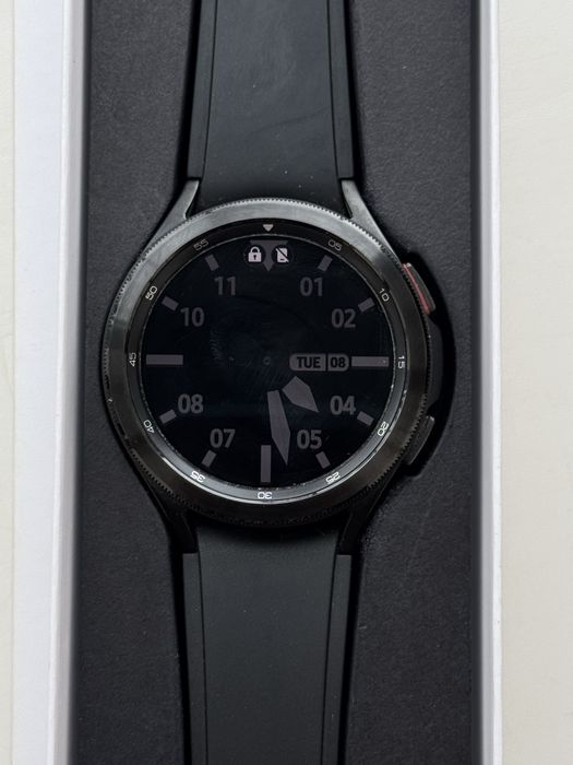Продам смарт - годинник Samsung Galaxy Watch4 Classic