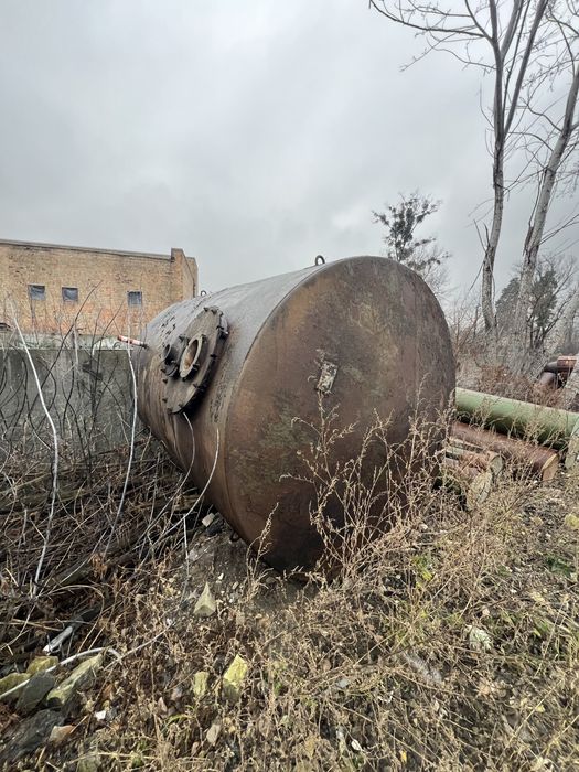 Ємності 50 / 10 куб