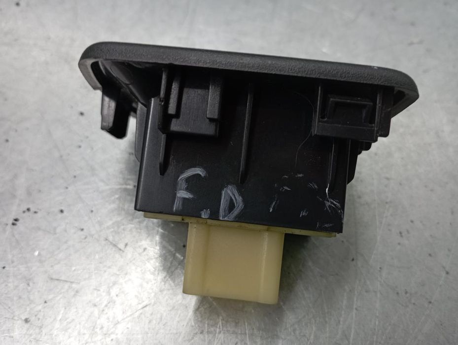 Comando / botão / interruptor vidros frente direito DACIA Sandero II (