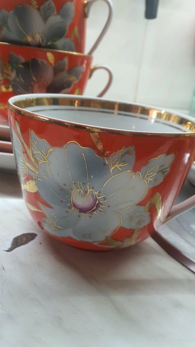 Чашка красная Мальва