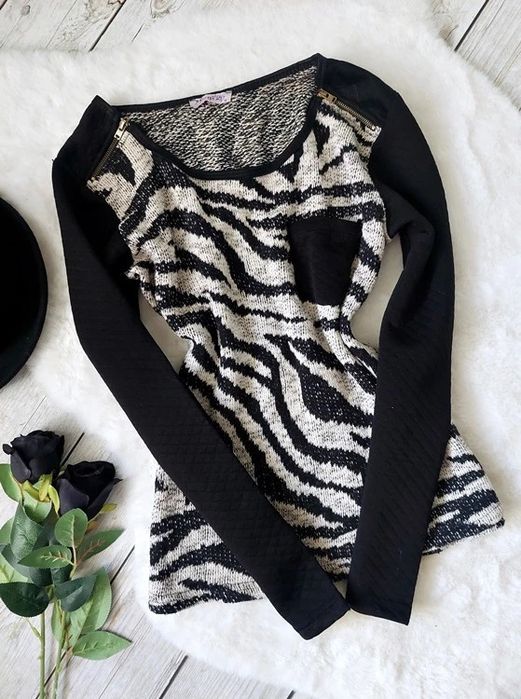 Bluza Sweter 2w1 Zebra Pikowane Rękawy Zwierzęcy Print Zip Wiskoza S M