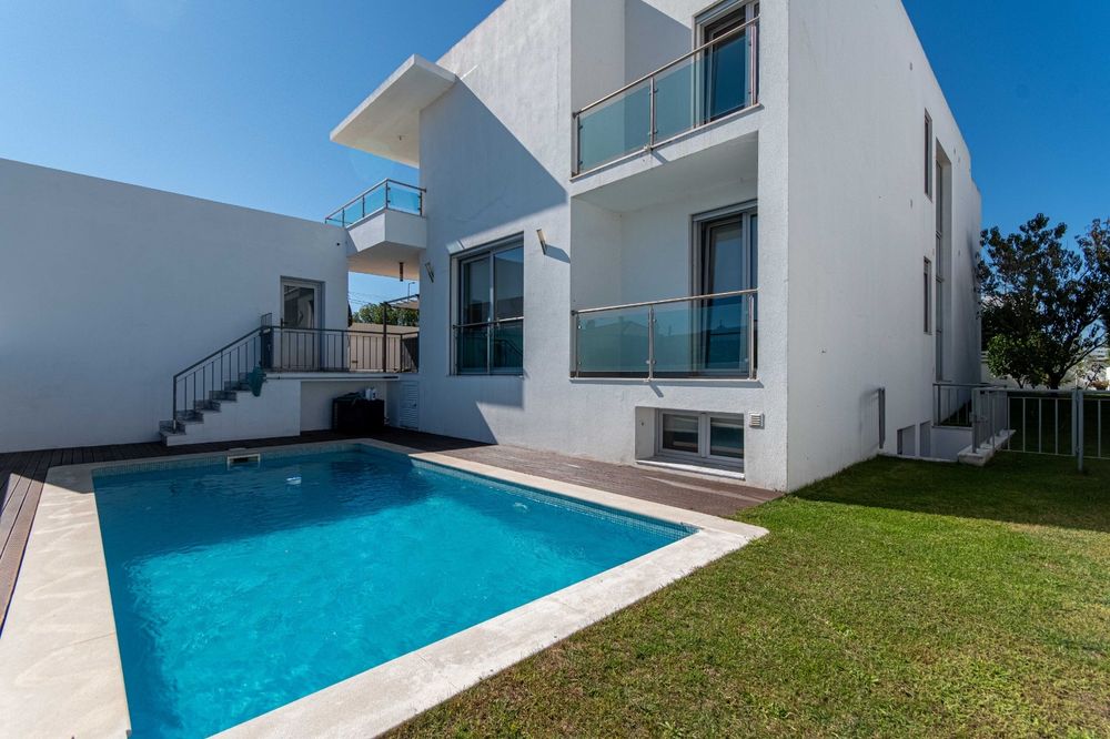 Moradia de Luxo | 3 Suites | Piscina Aquecida | Ginásio