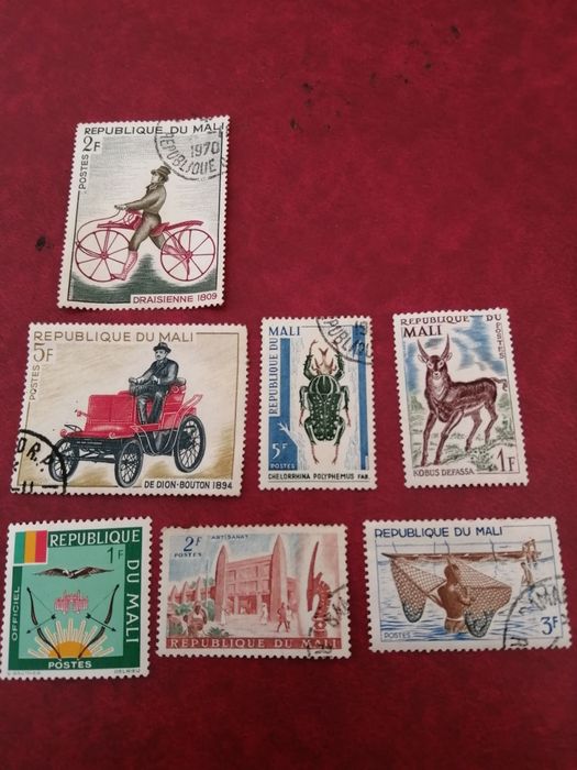 Lote 7 selos do Republic du Mali antigos