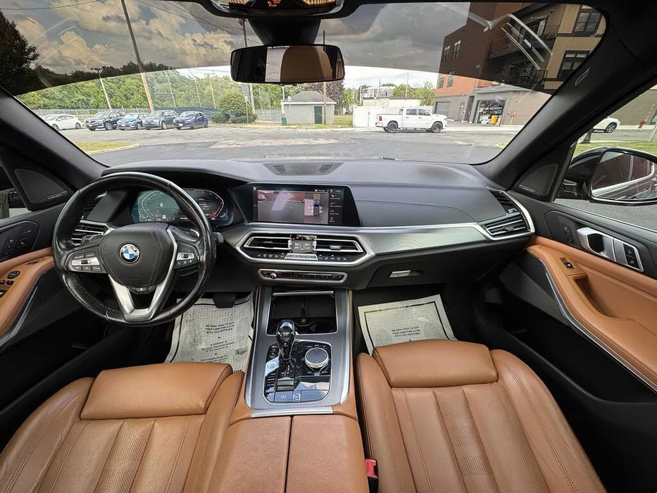 BMW X5 xDrive50i      2019