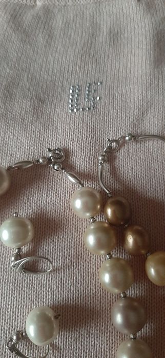 Korale perłowe 2 sztuki