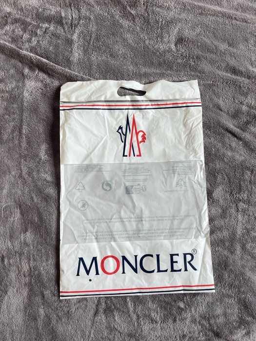 Tshirt Moncler preta