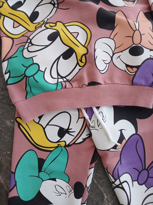 Костюм для дівчинки.