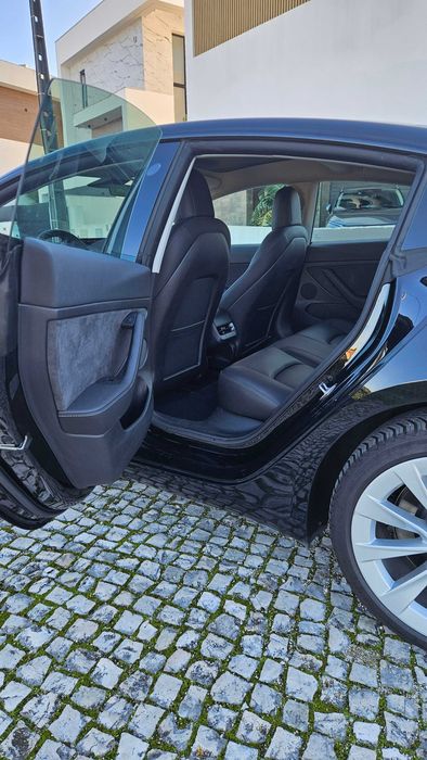 Tesla Model 3 Long Range AWD Dual Motor