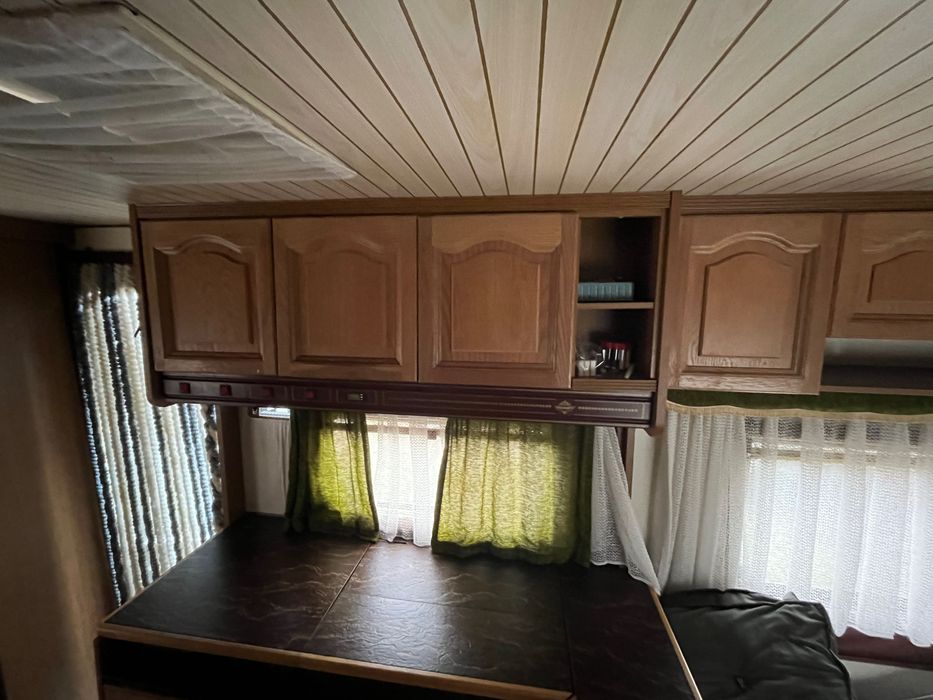 Sprzedam przyczepę kempingową