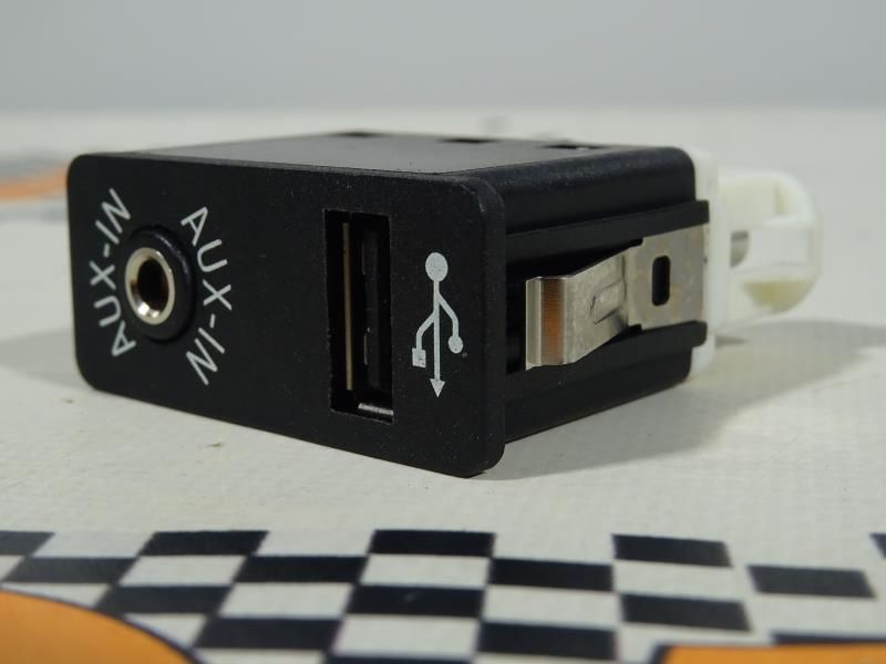Módulo USB / AUX / IPOD BMW 1 (E87)