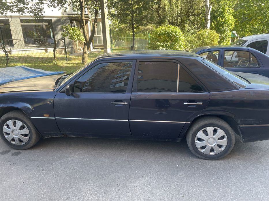 Mercedes-Benz W124 2.0