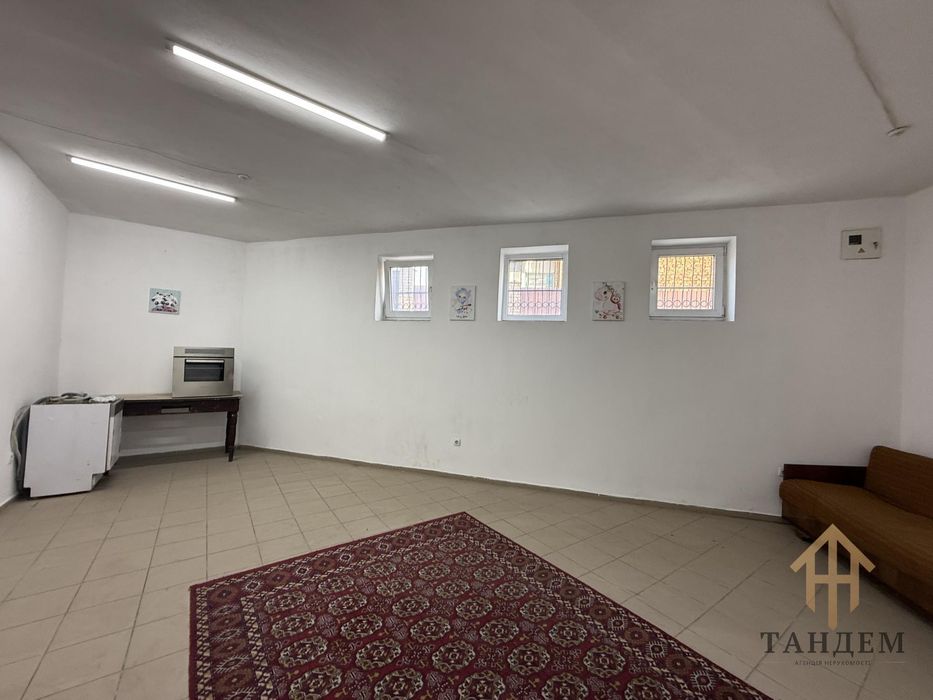 Продаж фасадного приміщення в Смиківцях (біля Тернополя)