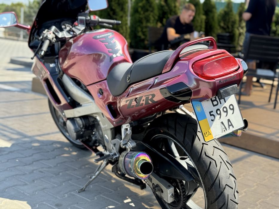 Kawasaki ZZR  600