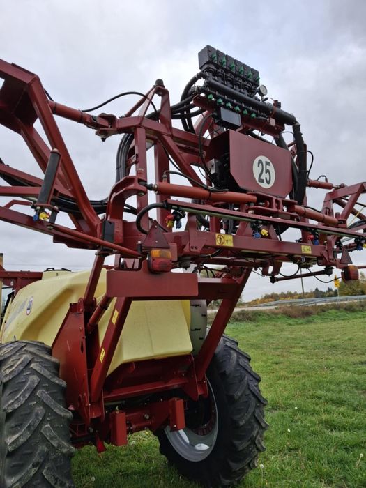 Opryskiwacz HARDI Navigator plus 3000l 24m 2008r