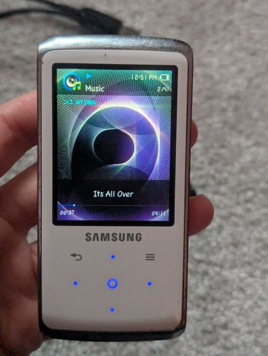 Мр3 плеєр Samsung Q2 (YP-Q2) 4 Гб