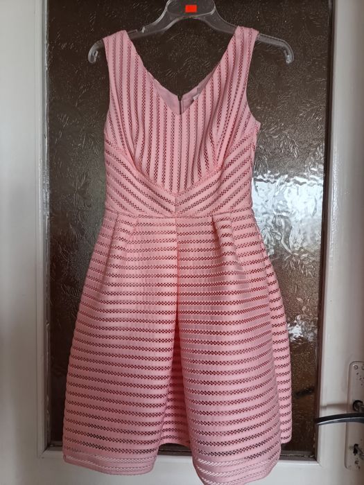 Sukienka pudroworóżowa