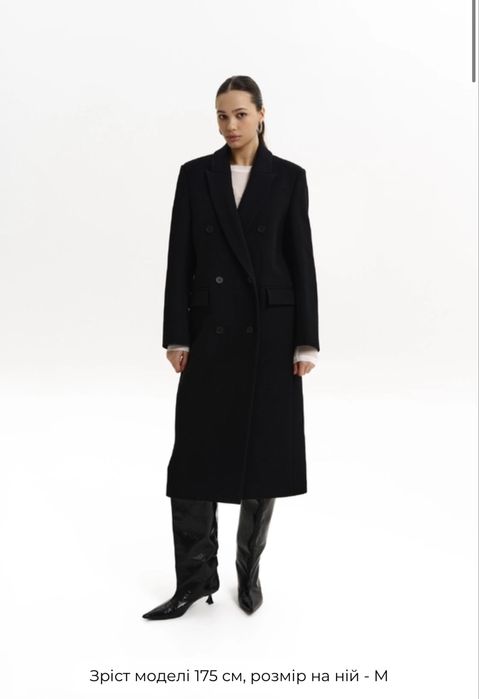 Пальто Bazhane чорне