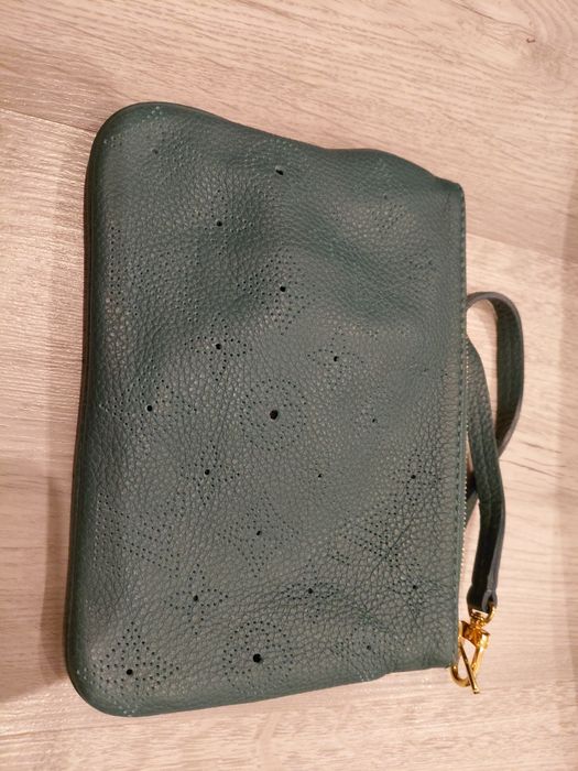 Louis Vuitton Selene (Mahina Leather Collection)