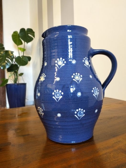 Stary Gliniany dzban kobaltowy kolor