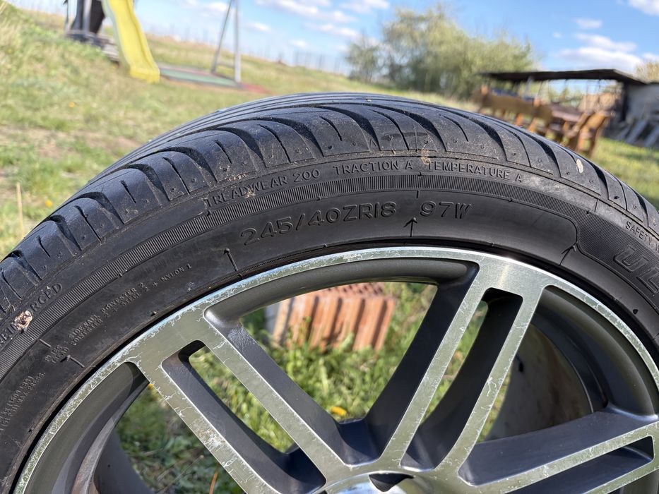 Koła Felgi 18 x 8JJ ET 35 Audi wzór RS