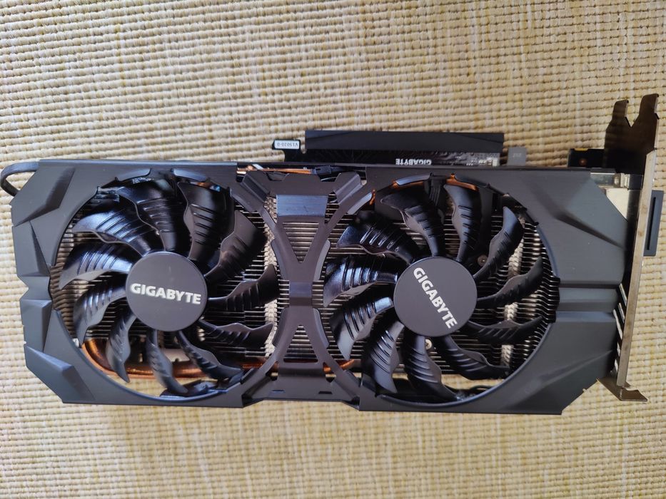Gigabyte R9 390 G1 8Gb