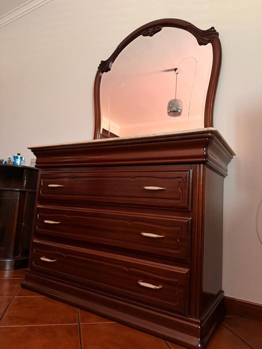Quarto completo (madeira)