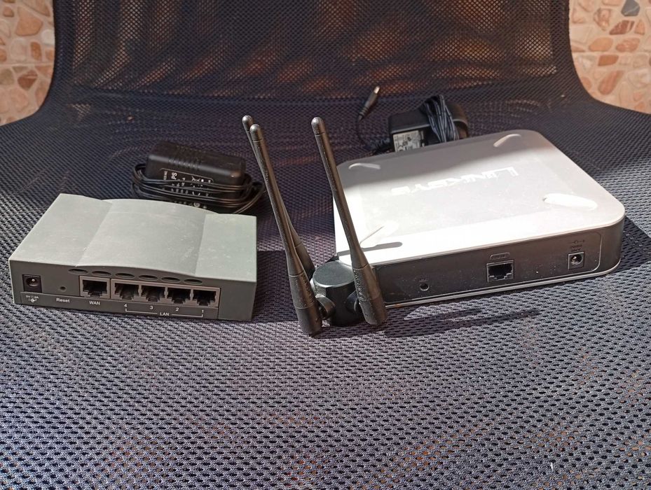 Router WiFi / Access Point WiFi + Switch de 4 portas - Preço para o conjunto