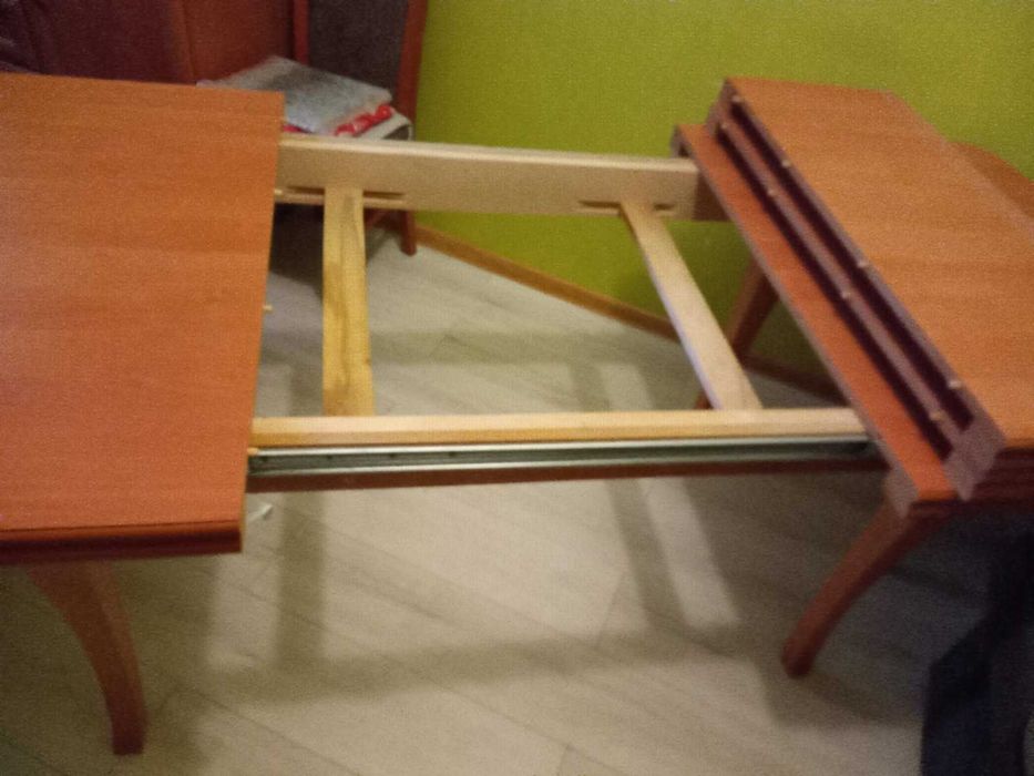 Stół do salonu/jadalni drewno Olcha