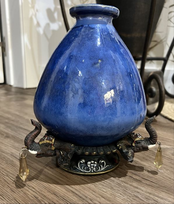 Jarra cerâmica  azul.