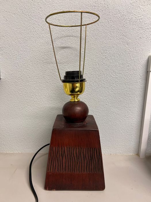 Lampa stojąca brązowa lampka nocna