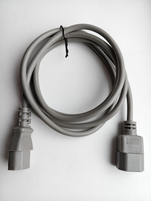Кабель живлення IEC-C13/C14, 1.8m