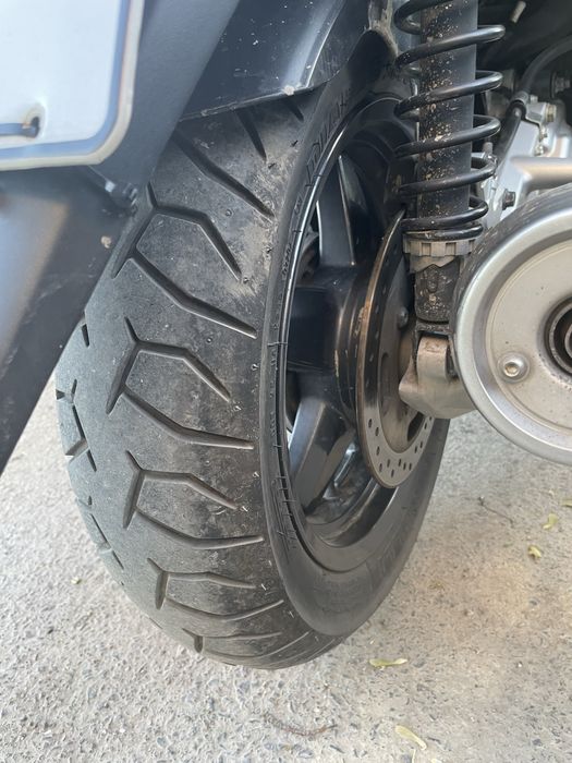 Максі скутер Yamaha X-Max 250