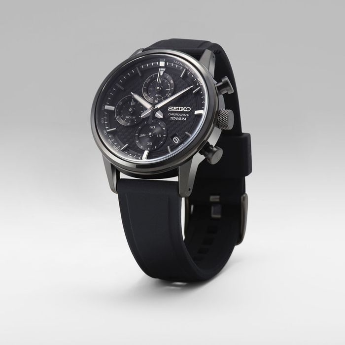 *NOVO* Seiko SSB393P1 41.6mm 100m WR Titanium.