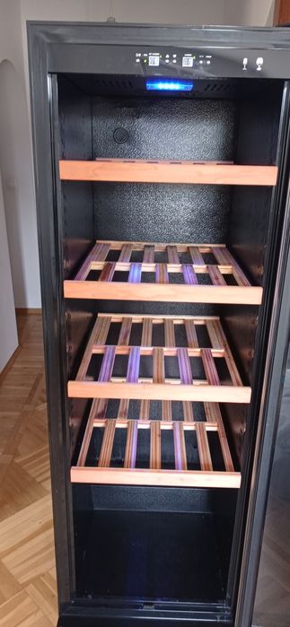 Chłodziarka do wina Klarstein 450L