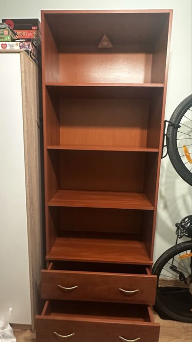 Regał wolnostojący