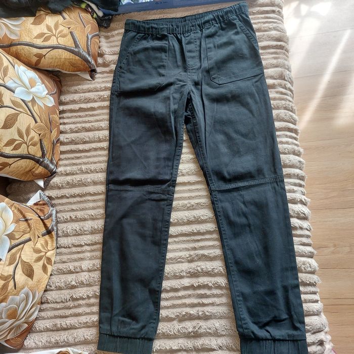 Spodnie chlopiece eleganckie 152