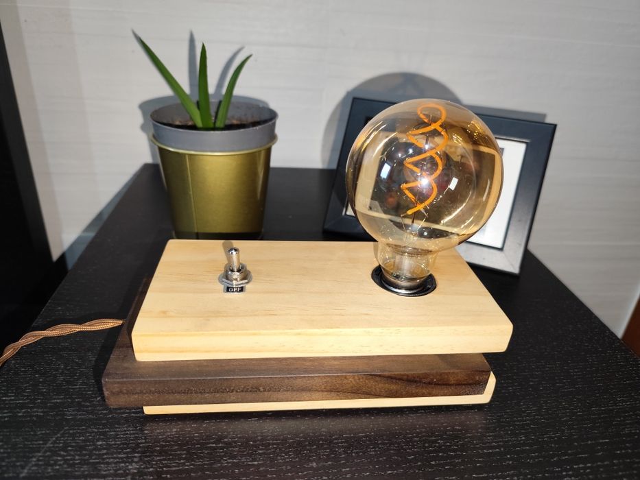 Candeeiro de secretária