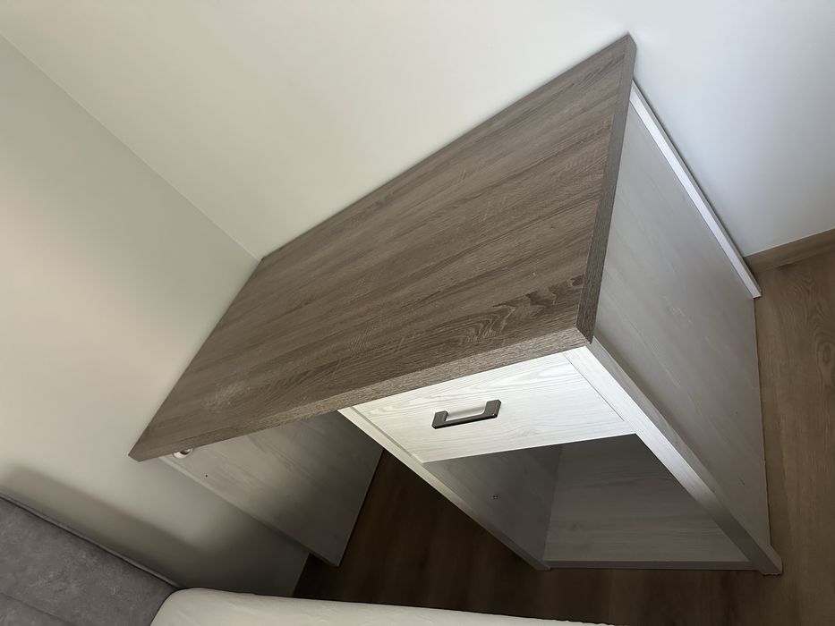 Nowoczesne biurko z szufladą – styl loft/skandynawski