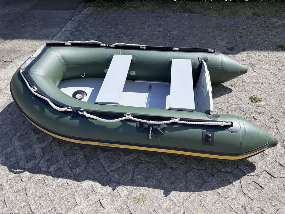 Ponton skladany z twardą podłogą i silnikiem