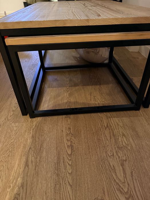 Conjunto de 3 mesas de apoio industriais em pinho e metal preto - Maisons du Monde (Long Island)