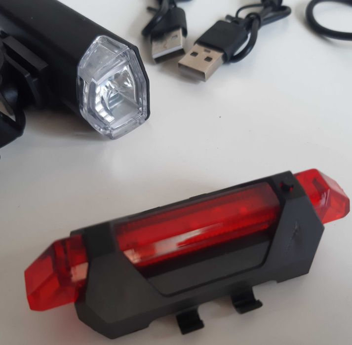 Conjunto Luzes LED Bateria USB Novas p/ Bicicleta Bike Bicla