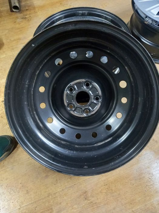 Продам диски 5 114.3 17 Субару Форестер