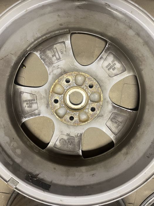 Диски    R16 5x114.3 ET50.