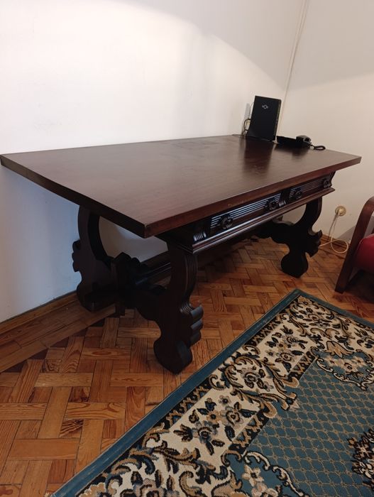 Vendo mesa rustica em madeira  maciça com  80x180