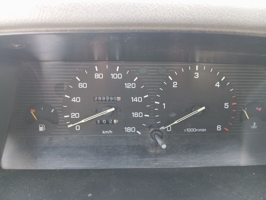 Mitsubishi  L200 4*4