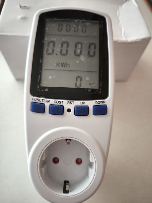 Miernik zużycia prądu elektrycznego