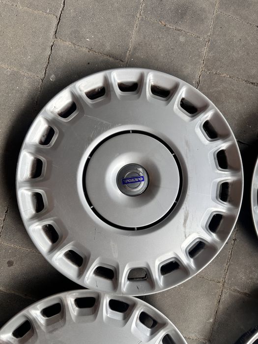 Kolpaki Volvo 16 cali komplet oryginal oem