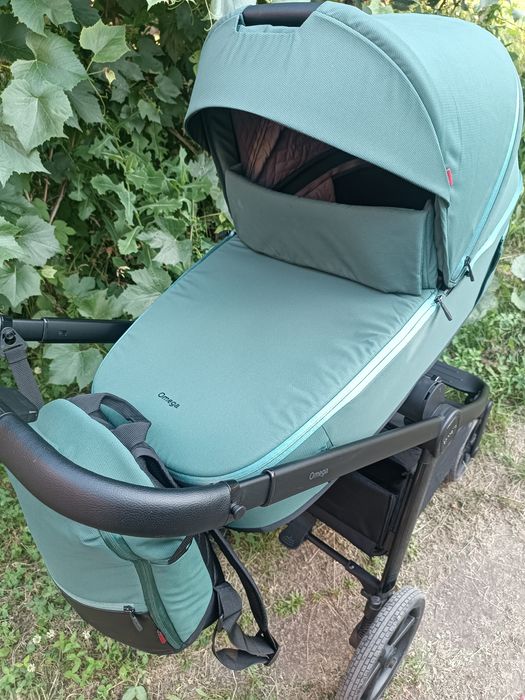Продам  коляску)